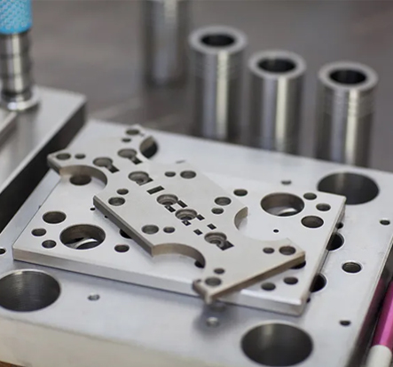 什么是封装模具？